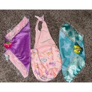 Disney Parks Babies Plush Replacement Swaddle Pouch Sling &‎ 2 Blankets